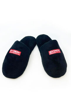 נעלי בית חורפיות ממותגות